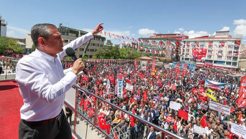 Özgür Özel: Örgütün Silah Bırakma Kararını Sonuna Kadar Destekliyoruz