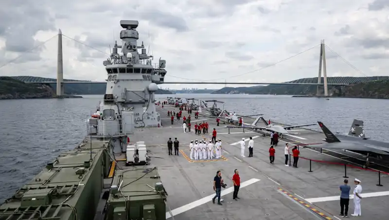 TCG Anadolu, Sarayburnu'ndan Yola Çıktı: Denizlerde Yeni Bir Dönem Başlıyor