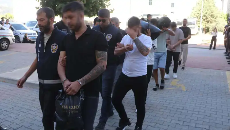 Sahte Escort İlanlarıyla 12 Milyon Liralık Dolandırıcılık Skandalı!