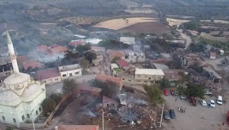 Çanakkale'deki Orman Yangını: Havadan Dramatik Görüntülerle Ortaya Çıktı