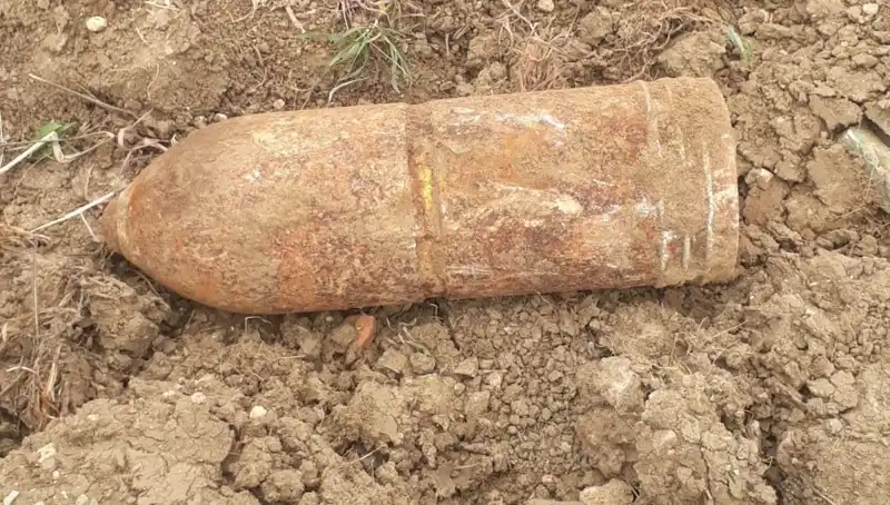 Çanakkale'de Tarihe Işık Tutan Patlamamış Top Mermisi Bulundu