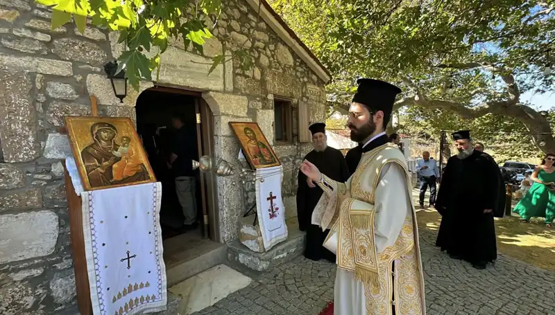 Bozcaada'da Aya Paraskevi Günü Ayini: Geleneklerin Yaşatıldığı Bir Kutlama