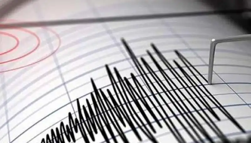 Sındırgı'da 4.3 Büyüklüğünde Deprem: Can ve Mal Kaybı Var mı?