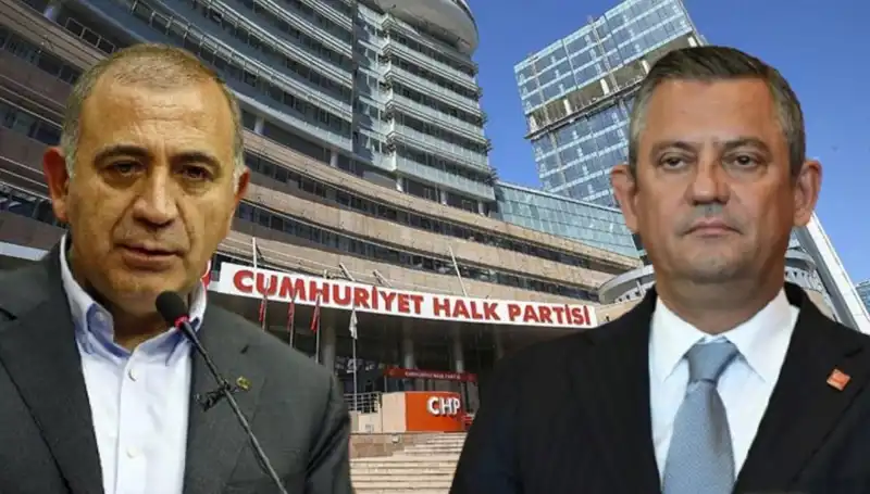 CHP Koridorlarında Yeni Bir Dönem: Tekin, Özgür Özel'i Karşılayacak