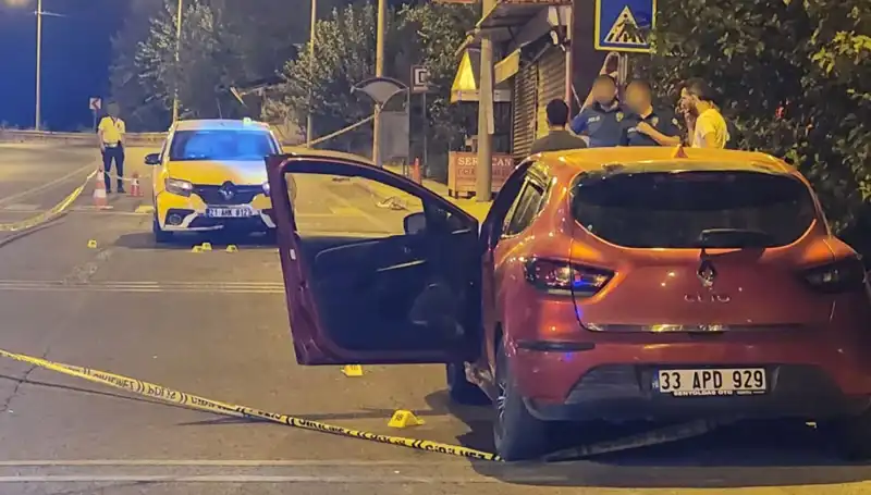 Seyir Halinde Otomobillerden Kurşun Yağdıran Çetenin Korkunç İhtilali