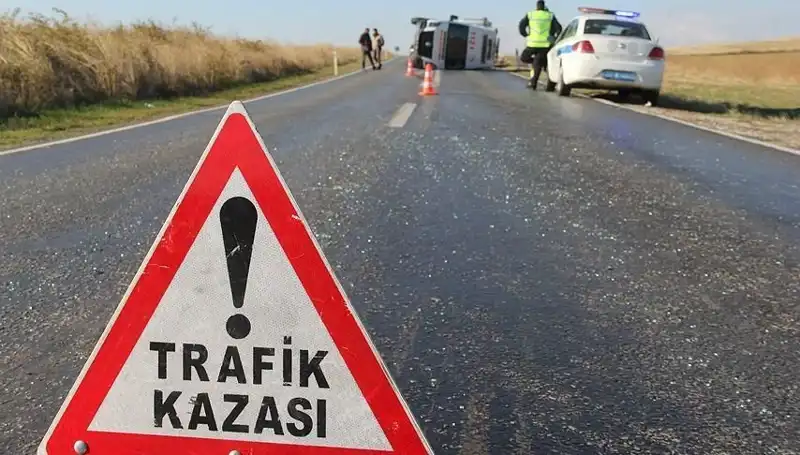 Niğde'de Feci Zincirleme Kaza: 16 Yaralı, Olay Yerinde Büyük Panik