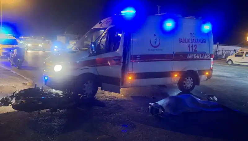 Antalya'daki Feci Kazada Motosikletli Genç Hayatını Kaybetti
