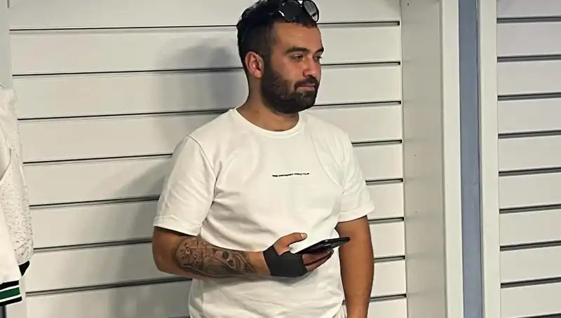 İki Arkadaşın Şaşırtan Kaderi: Kazara Gelen Sonuçlar