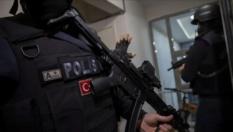 17 İlde DAEŞ'e Yönelik Dev Operasyonda 89 Şüpheli Yakalandı