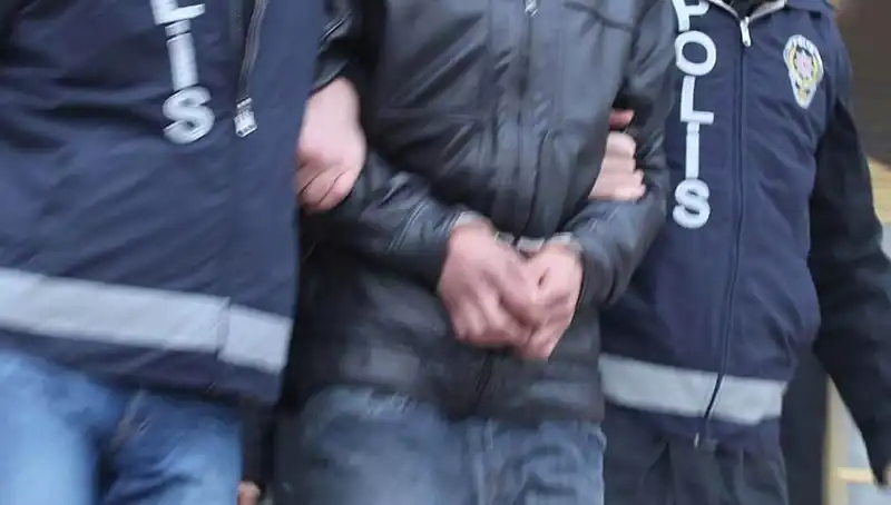 Konya'da Dolandırıcılık Zinciri Çökertildi: 13 Gözaltı ve Tutuklama